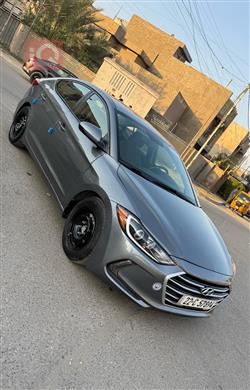 هیوندای ئەلەنترا